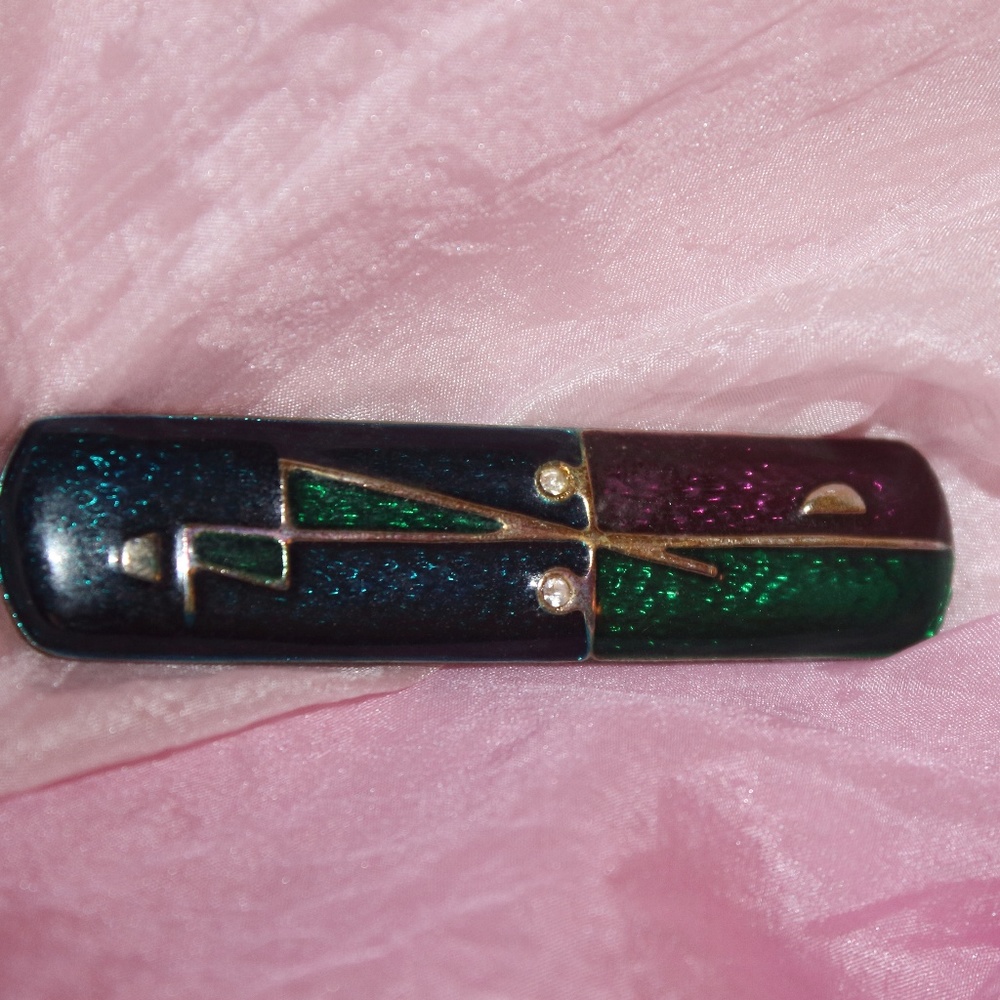 VINTAGE BEAUTIFUL BROOCH